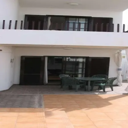 Villa Puerto Del Carmen Sleeps 6 Pool Wifi